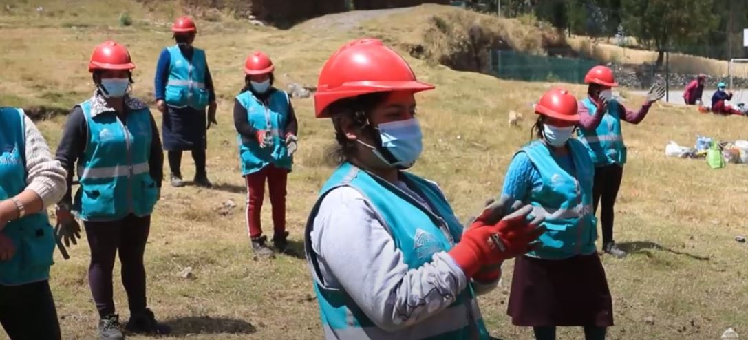 Antamina crea proyecto que beneficia a 195 mujeres en San Pedro de Pichiú