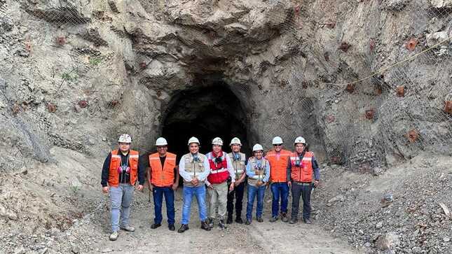 Pequeña minería y minería artesanal